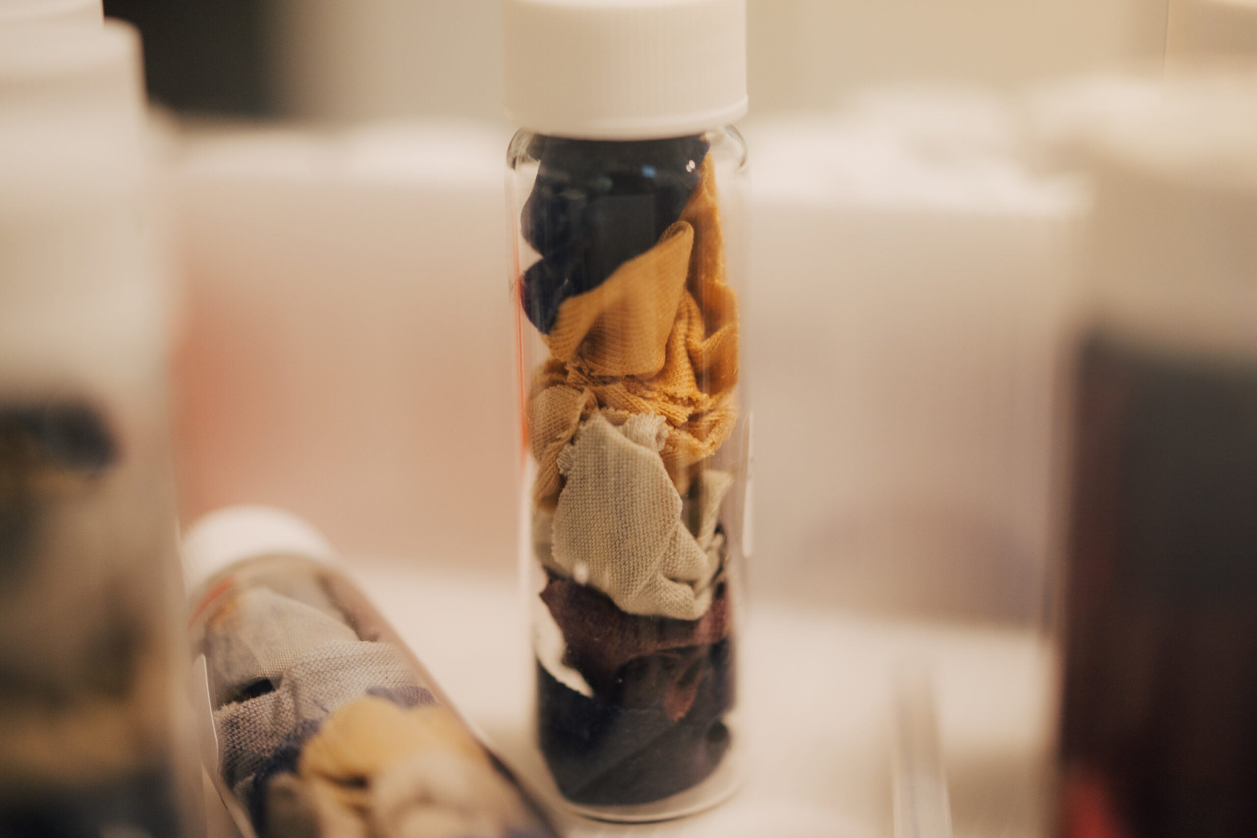 Waterless technology uses supercritical CO2 to recycle textile waste