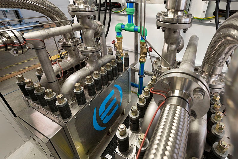 Cummins to install largest electrolyzer in the U.S. for green H2