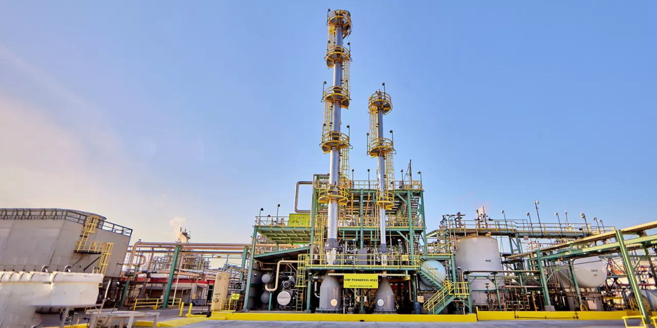 Honeywell opens plant in Baton Rouge to produce new lowGWP propellant